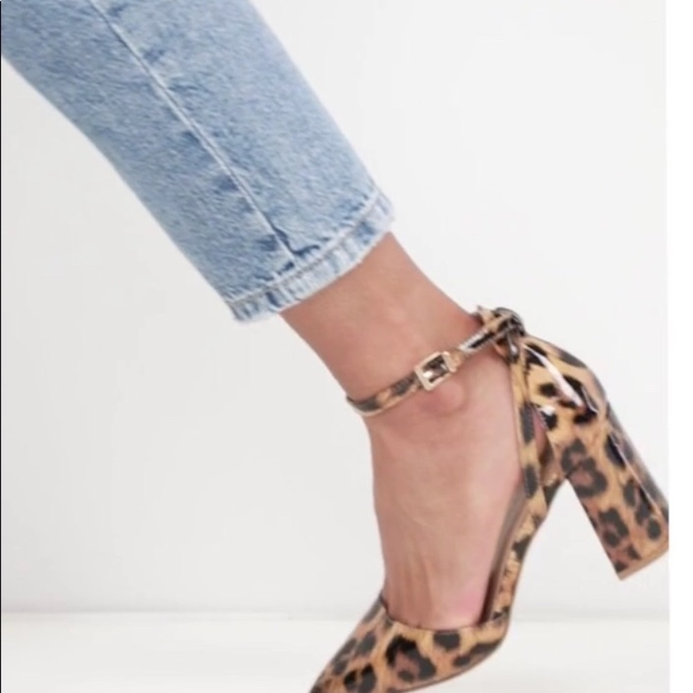 🌹✅Patent leather leopard print healed shoes. - Picture 3 of 7